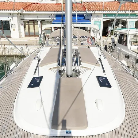 Hotel en barco Bavaria 56 / Velero
