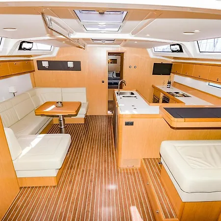 Bavaria 56 / Velero