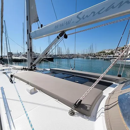 Bavaria 56 / Velero Hotel en barco Sitges