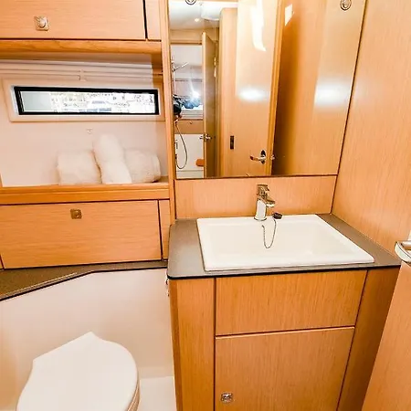 Bavaria 56 / Velero Úszó hotel Sitges